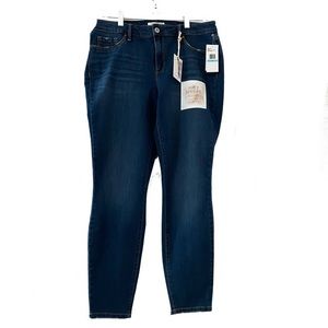 Jessica Simpson soft sculpt jeans size 31